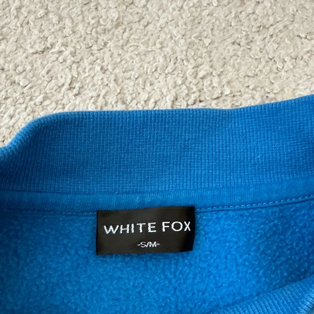 White Fox Boutique Blue and Pink Crewneck Sweater - Picture 2 of 8